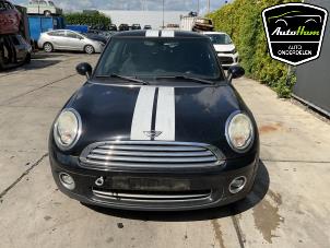 Mini Mini 1.6 16V Cooper Vehículo de desguace (2009, Negro)
