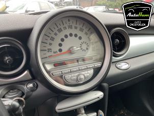 Mini Mini 1.6 16V Cooper Vehículo de desguace (2009, Negro)