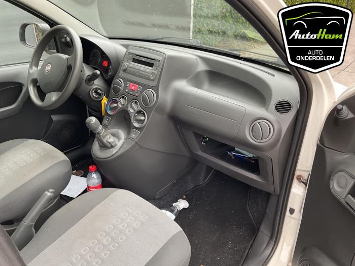 Fiat Panda 1.2, Classic Vehículo de desguace (2012, Blanco)
