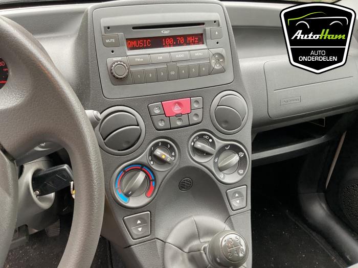 Fiat Panda 1.2, Classic Vehículo de desguace (2012, Blanco)