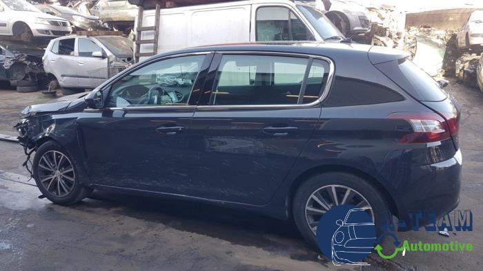 Peugeot 308 1.6 BlueHDi 120 Épave (2014, Gris)