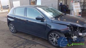 Peugeot 308 1.6 BlueHDi 120 Épave (2014, Gris)