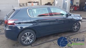 Peugeot 308 1.6 BlueHDi 120 Épave (2014, Gris)
