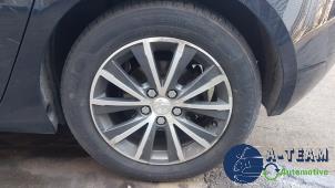Peugeot 308 1.6 BlueHDi 120 Épave (2014, Gris)