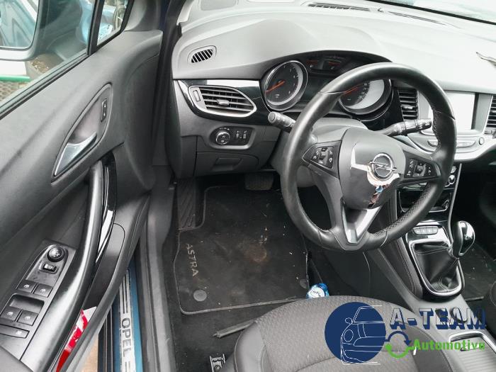Opel Astra K 1.0 Turbo 12V Vehículo de desguace (2017, Azul)