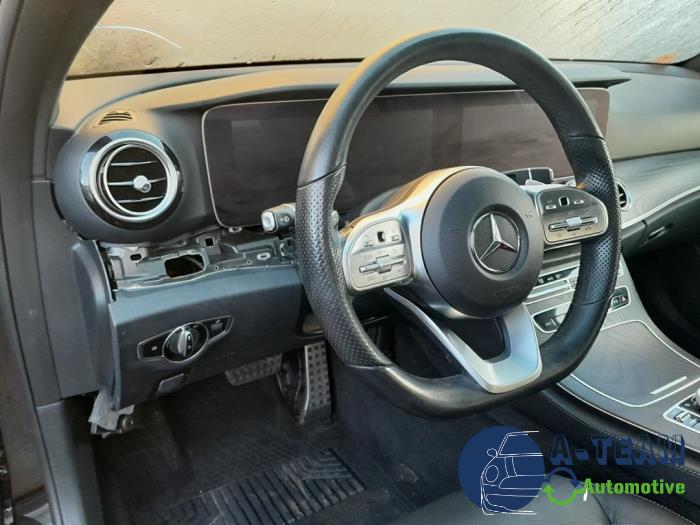 Mercedes E E-220d 2.0 Turbo 16V Salvage vehicle (2019, Black)