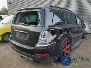Mercedes GL 4.7 GL 450 V8 32V Samochód złomowany (2007, Czarny)