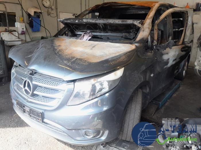 Mercedes Vito 2.2 119 CDI 16V BlueTEC Samochód złomowany (2015, Szary)