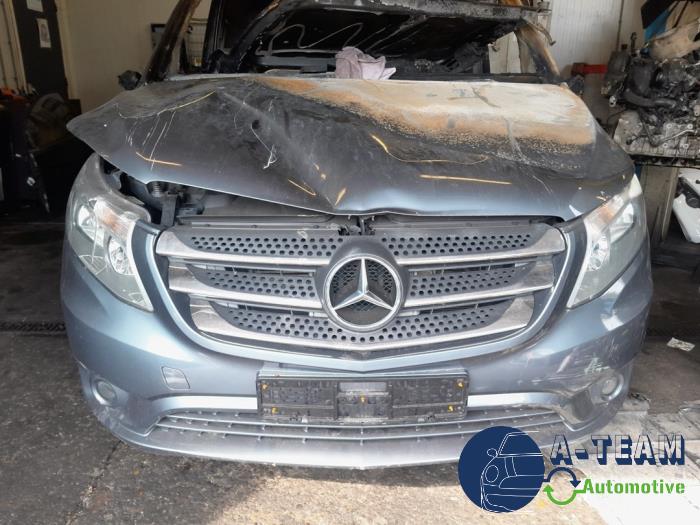 Mercedes Vito 2.2 119 CDI 16V BlueTEC Samochód złomowany (2015, Szary)