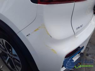 Kia Niro I E-Niro 64 kWh Épave (2022, Blanc)