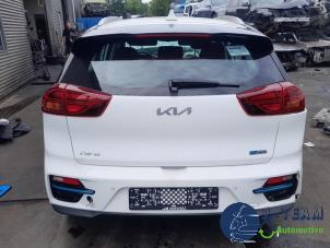 Kia Niro I E-Niro 64 kWh Épave (2022, Blanc)