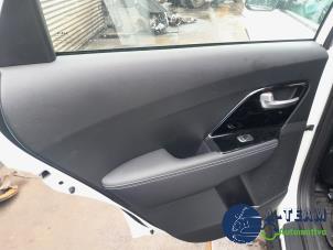 Kia Niro I E-Niro 64 kWh Épave (2022, Blanc)