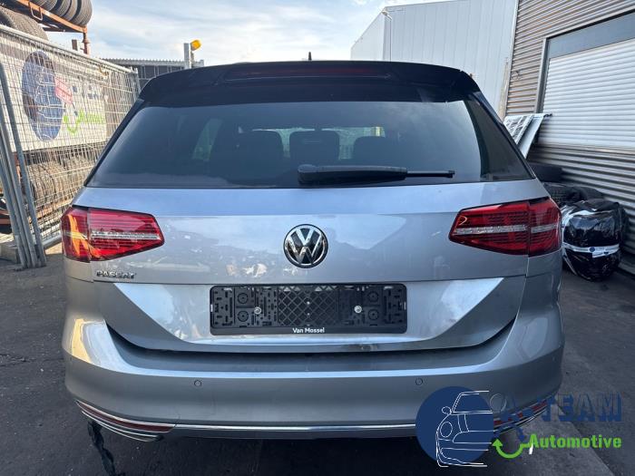 Volkswagen Passat Variant 1.4 TSI 16V Vehículo de desguace (2018, Gris)