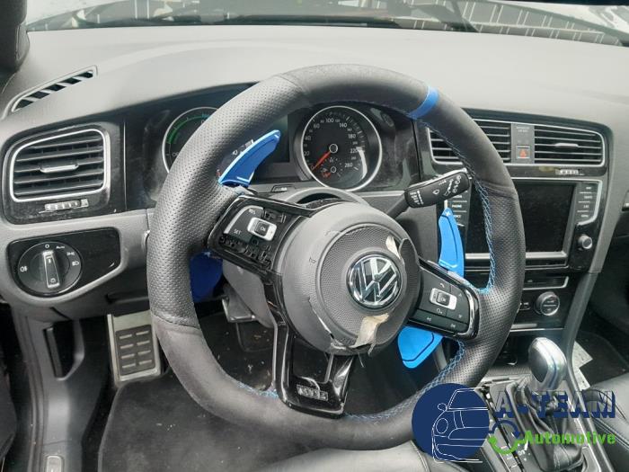 Volkswagen Golf VII 1.4 GTE 16V Salvage vehicle (2015, Black)
