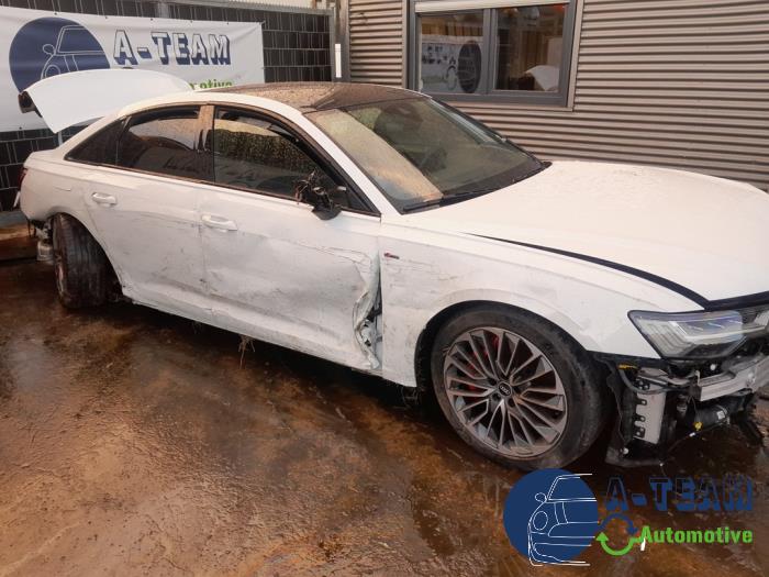 Audi A6 2.0 16V 55 TFSI E Quattro Épave (2021, Blanc)
