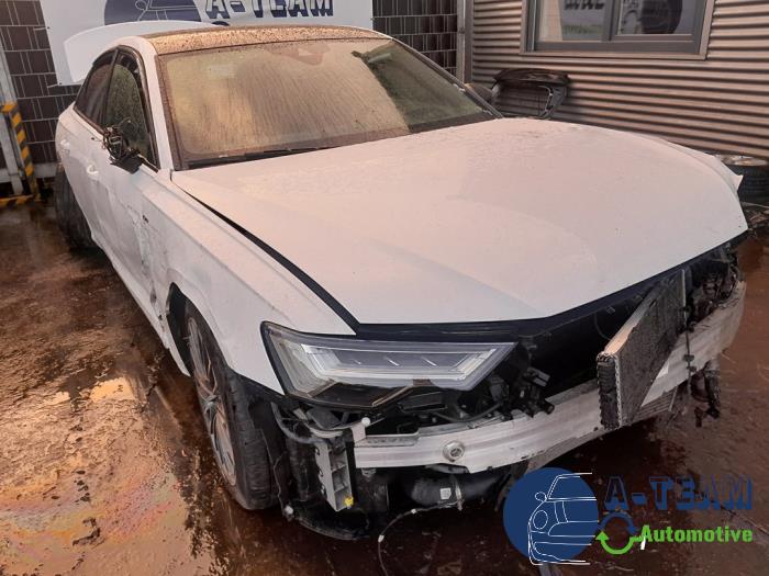 Audi A6 2.0 16V 55 TFSI E Quattro Épave (2021, Blanc)