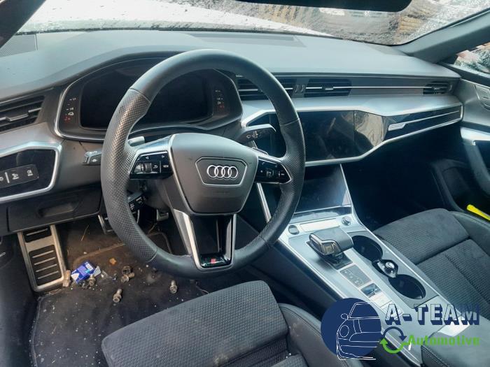 Audi A6 2.0 16V 55 TFSI E Quattro Épave (2021, Blanc)