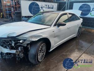Audi A6 2.0 16V 55 TFSI E Quattro Épave (2021, Blanc)