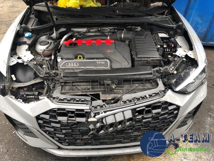 Audi RS Q3 2.5 TFSI 20V Quattro Épave (2021, Gris)