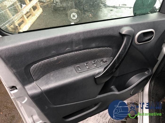 Mercedes Citan 1.2 112 Kombi Samochód złomowany (2019, Szary)