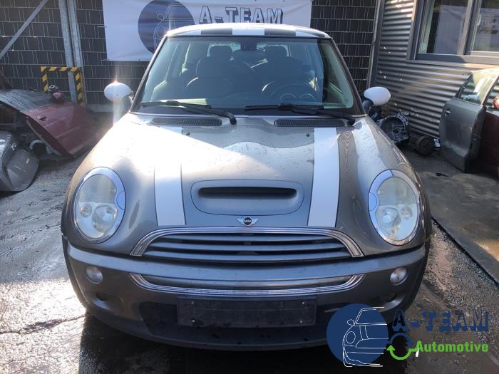 Mini Mini Cooper S 1.6 16V Salvage vehicle (2003, Gray)