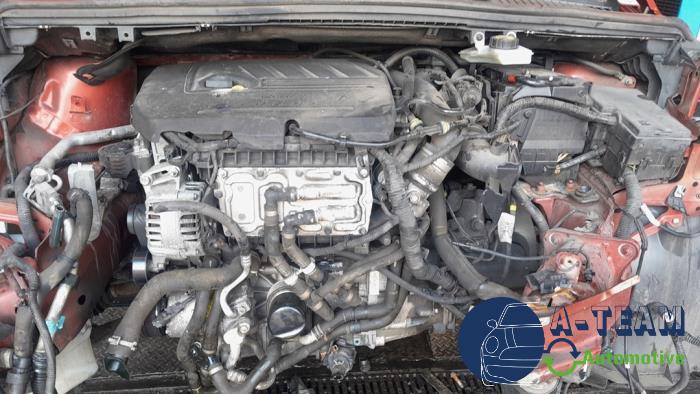 Ford C-Max 1.5 Ti-VCT EcoBoost 150 16V Épave (2015, Rouge)