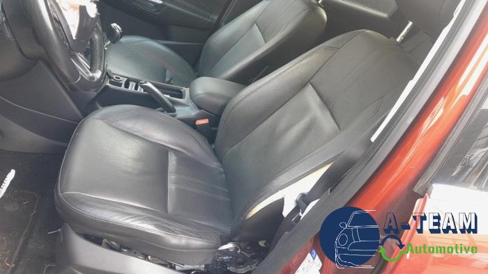 Ford C-Max 1.5 Ti-VCT EcoBoost 150 16V Épave (2015, Rouge)