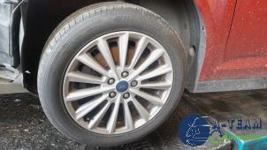 Ford C-Max 1.5 Ti-VCT EcoBoost 150 16V Épave (2015, Rouge)