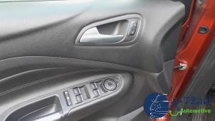 Ford C-Max 1.5 Ti-VCT EcoBoost 150 16V Épave (2015, Rouge)