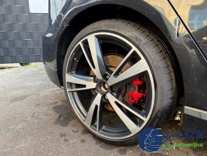 Audi RS 3 Sportback 2.5 TFSI 20V Quattro Samochód złomowany (2019, Czarny)