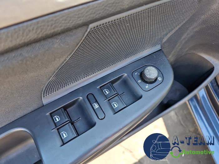 Volkswagen Golf VI Variant 1.4 TSI 122 16V Vehículo de desguace (2010, Azul)