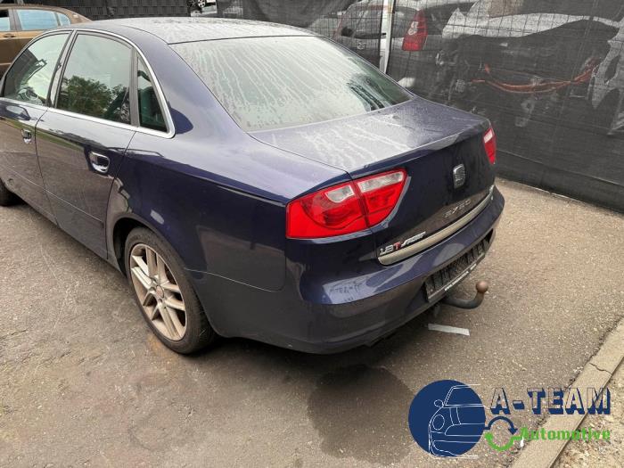 Seat Exeo 1.8 T 20V Vehículo de desguace (2009, Azul)