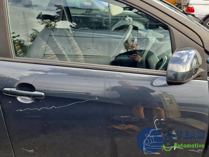 Citroen C1 1.0 Vti 68 12V Samochód złomowany (2014, Metalik, Szary)