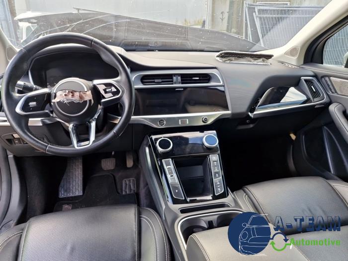Jaguar I-Pace EV400 AWD Épave (2018, Gris)