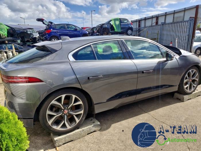 Jaguar I-Pace EV400 AWD Épave (2018, Gris)