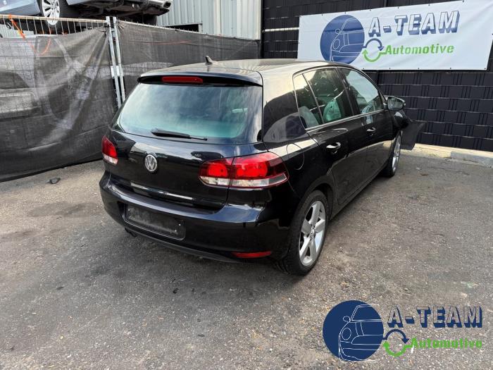 Volkswagen Golf VI 1.4 TSI 122 16V Samochód złomowany (2011, Czarny)