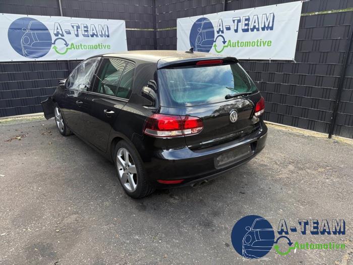 Volkswagen Golf VI 1.4 TSI 122 16V Samochód złomowany (2011, Czarny)