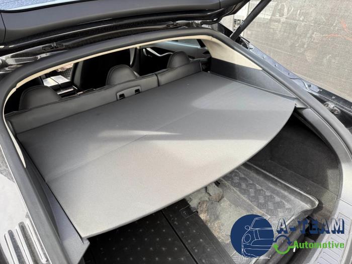 Tesla Model S 85 Schrottauto (2013, Schwarz)