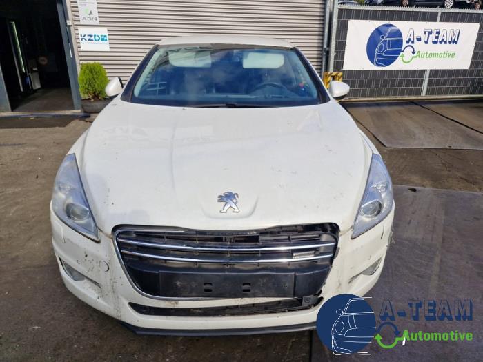 Peugeot 508 2.0 Hybrid4 16V Schrottauto (2014, Weiß)
