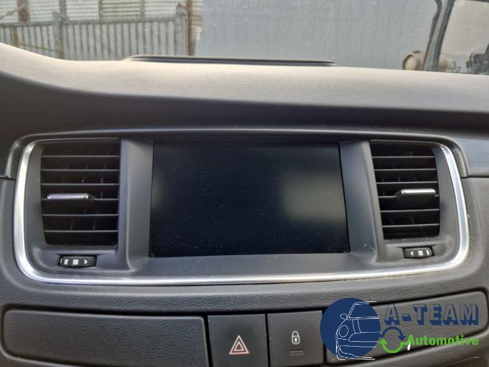 Peugeot 508 2.0 Hybrid4 16V Schrottauto (2014, Weiß)
