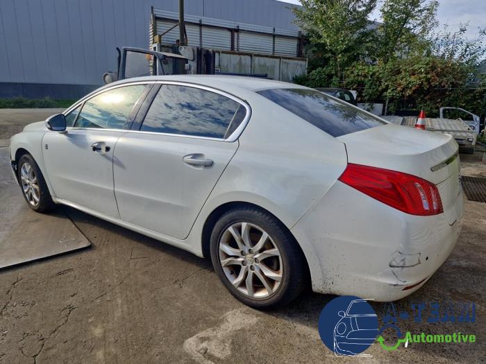 Peugeot 508 2.0 Hybrid4 16V Schrottauto (2014, Weiß)