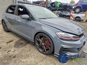 Volkswagen Golf VII 2.0 GTI TCR 16V Épave (2019, Gris)