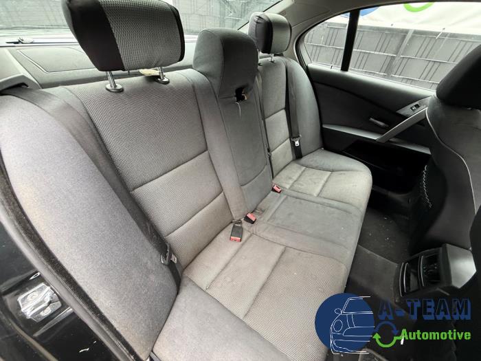 BMW 5-Serie 02- Vehículo de desguace (2004, Metálico, Negro, Azul zafiro, Zafiro negro)
