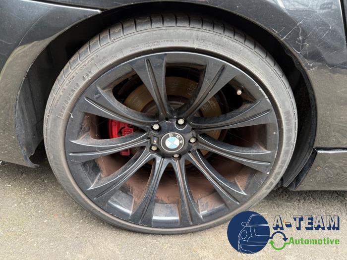 BMW 5-Serie 02- Vehículo de desguace (2004, Metálico, Negro, Azul zafiro, Zafiro negro)