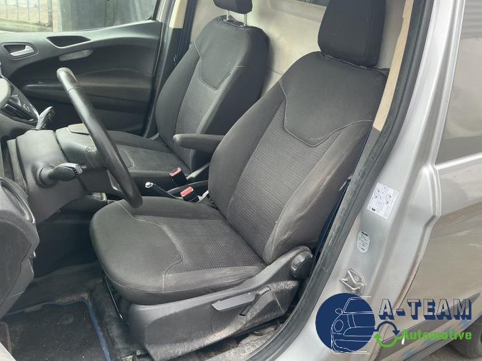 Ford Transit Courier 1.5 TDCi 75 Épave (2016, Métallisé, Argenté)