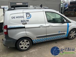 Ford Transit Courier 1.5 TDCi 75 Épave (2016, Métallisé, Argenté)