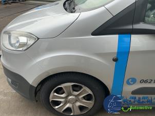 Ford Transit Courier 1.5 TDCi 75 Épave (2016, Métallisé, Argenté)