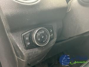 Ford Transit Courier 1.5 TDCi 75 Épave (2016, Métallisé, Argenté)