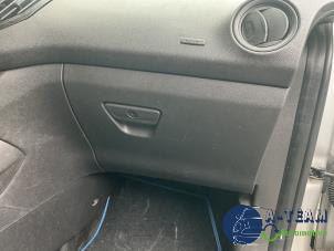 Ford Transit Courier 1.5 TDCi 75 Épave (2016, Métallisé, Argenté)