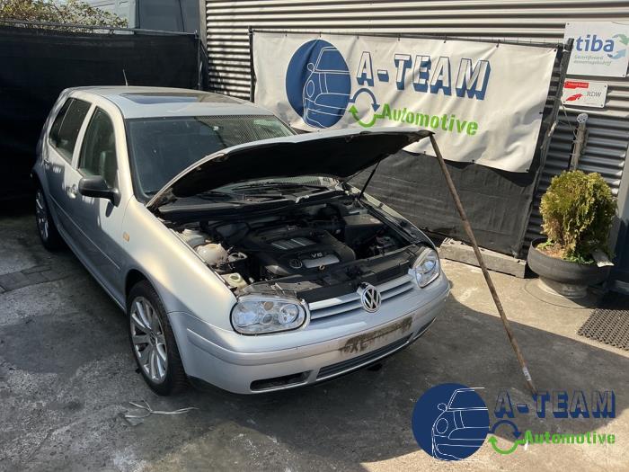 Volkswagen Golf IV 2.3 V5 GTI Vehículo de desguace (1998, Gris)